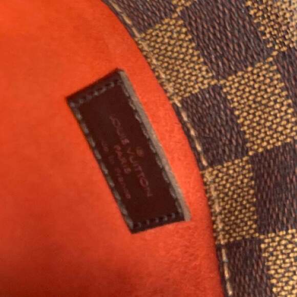 LOUIS VUITTON Authentic Brown Damier Canvas Shoulder Bag - Picture 15 of 16